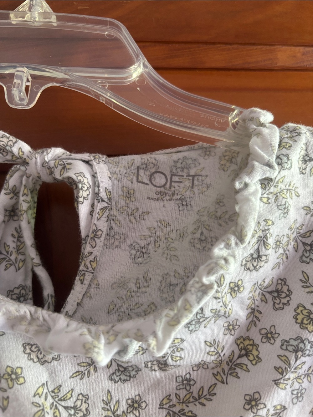Loft floral blouse! - Picture 2 of 2